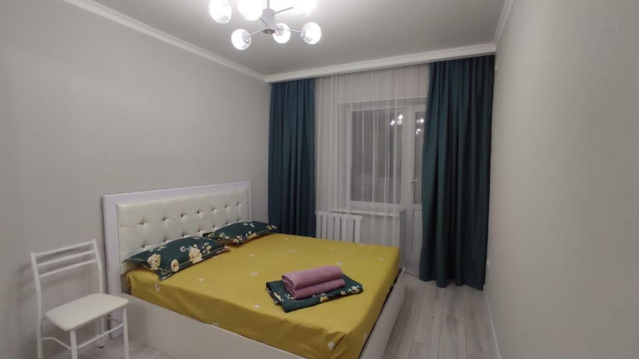 Apartment In Street Toktogula 77 Bisjkek Buitenkant foto