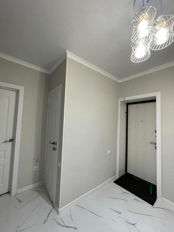 Apartment In Street Toktogula 77 Bisjkek Buitenkant foto