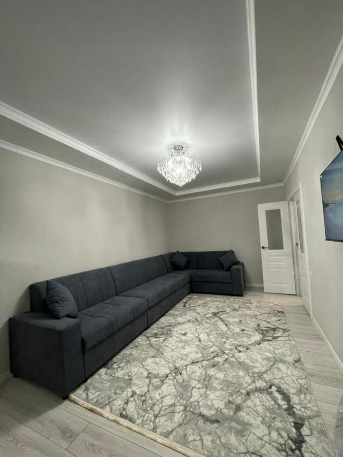 Apartment In Street Toktogula 77 Bisjkek Buitenkant foto